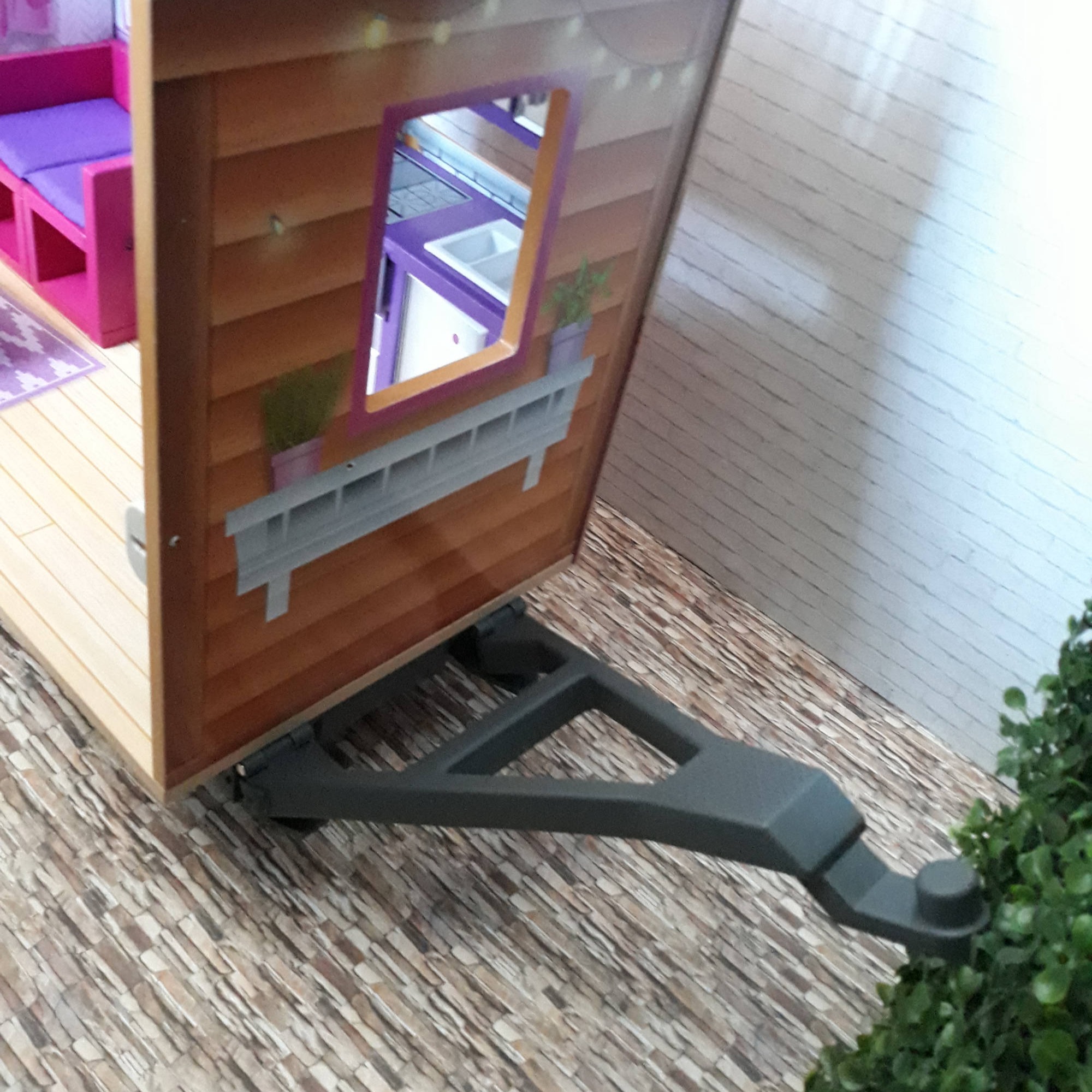 Barbie Puppenhaus umbauen